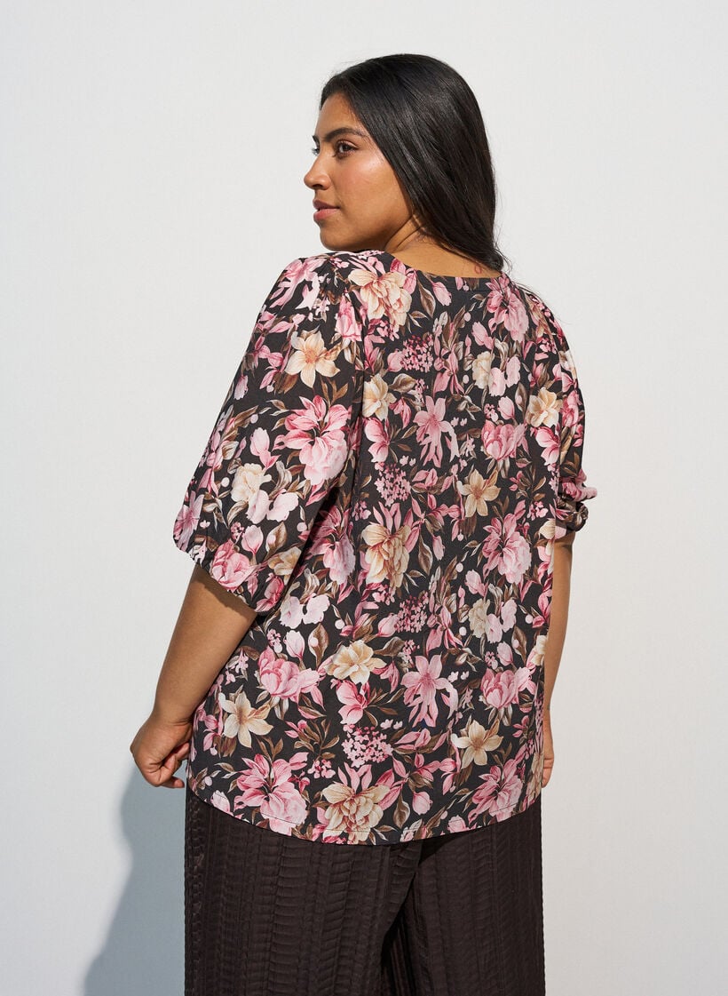 Bluse aus Viskose mit V-Ausschnitt, Rot, Model image number 2