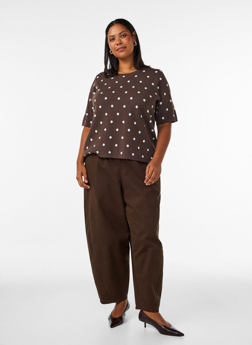 Kurz&auml;rmelige Strickbluse mit Polka Dots, Braun, Model image number 1