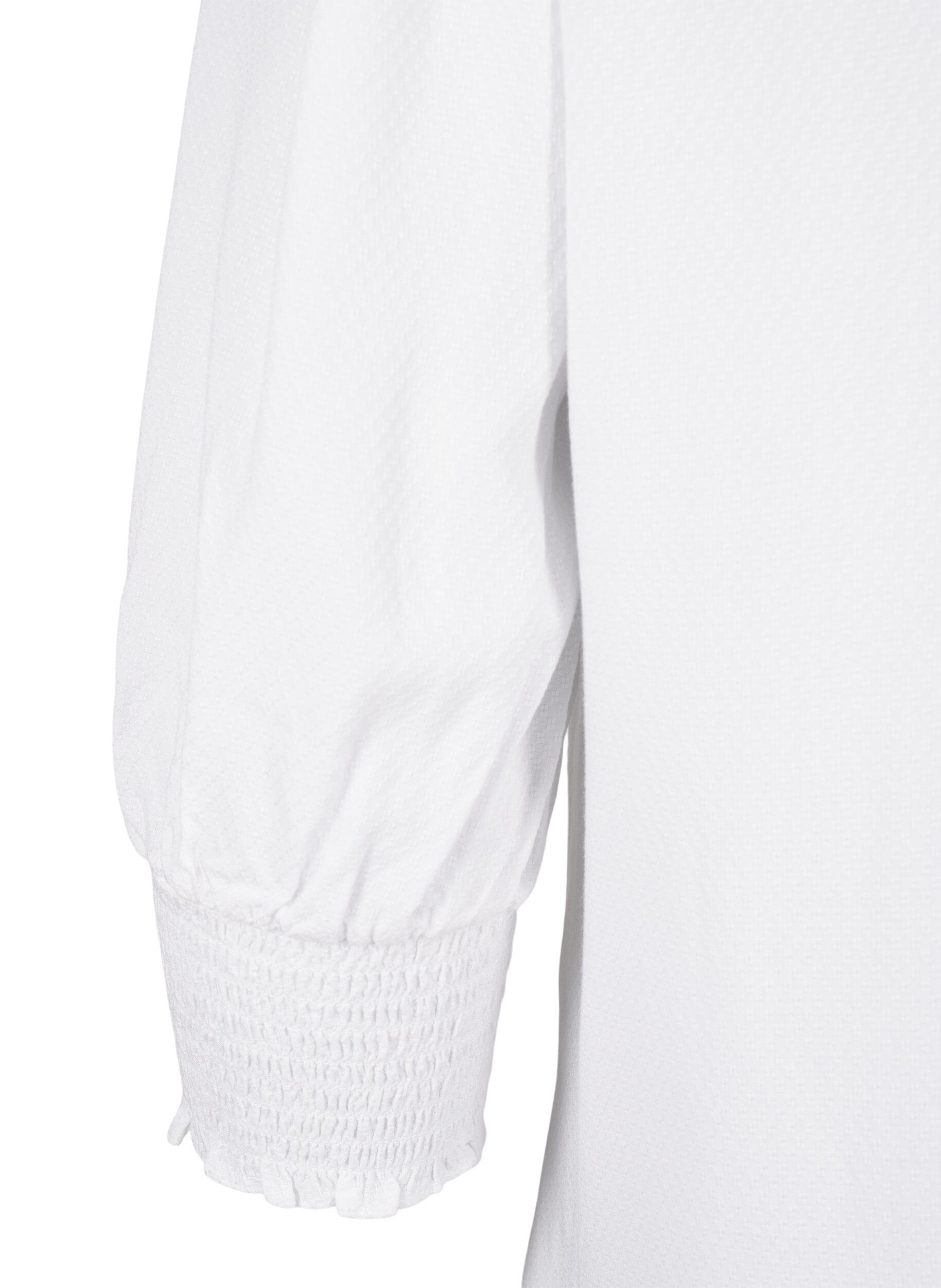 Zizzi Viskosebluse mit Smok- und R&uuml;schendetail, Bright White, Packshot image number 3