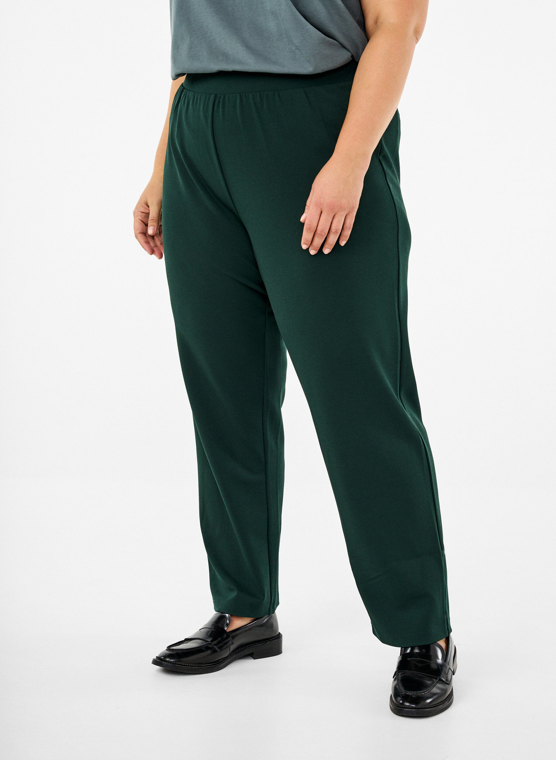 ZizziHose mit gerader Passform, Gr&uuml;n, Model image number 2