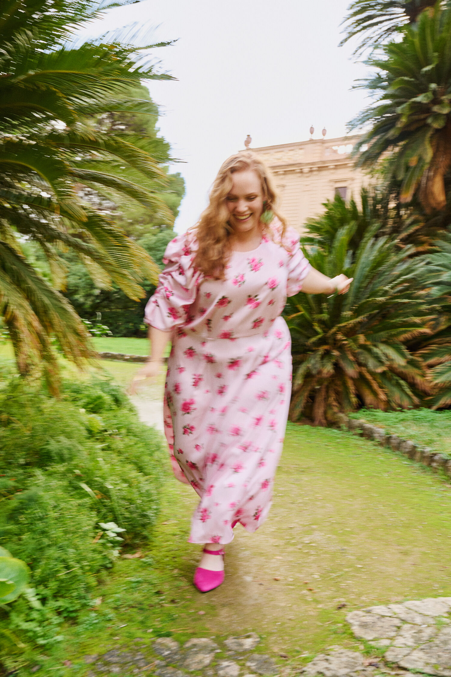 ZizziGebl&uuml;mtes Wickelkleid, , Model