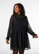 Kleid aus Chiffon mit Guipure-Spitze und Empire-Linie, Schwarz, Model image number 0