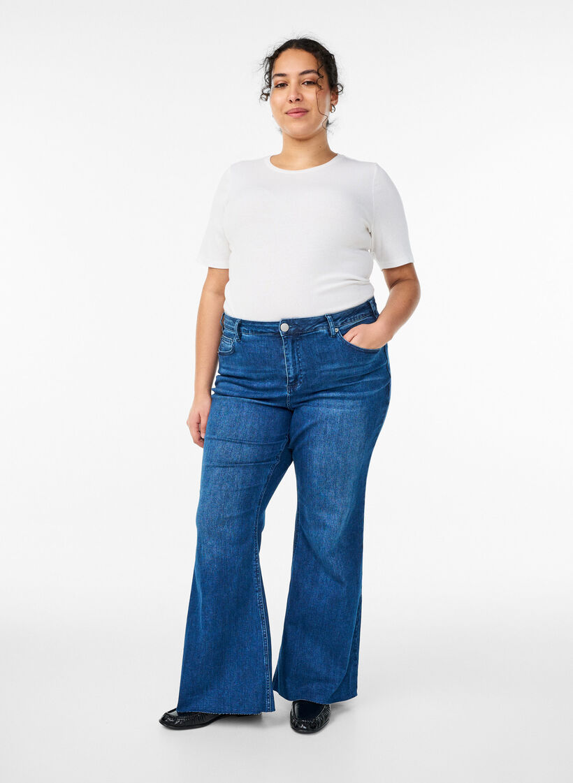 Bootcut-Jeans mit hoher Taille, Blau, Model image number 0