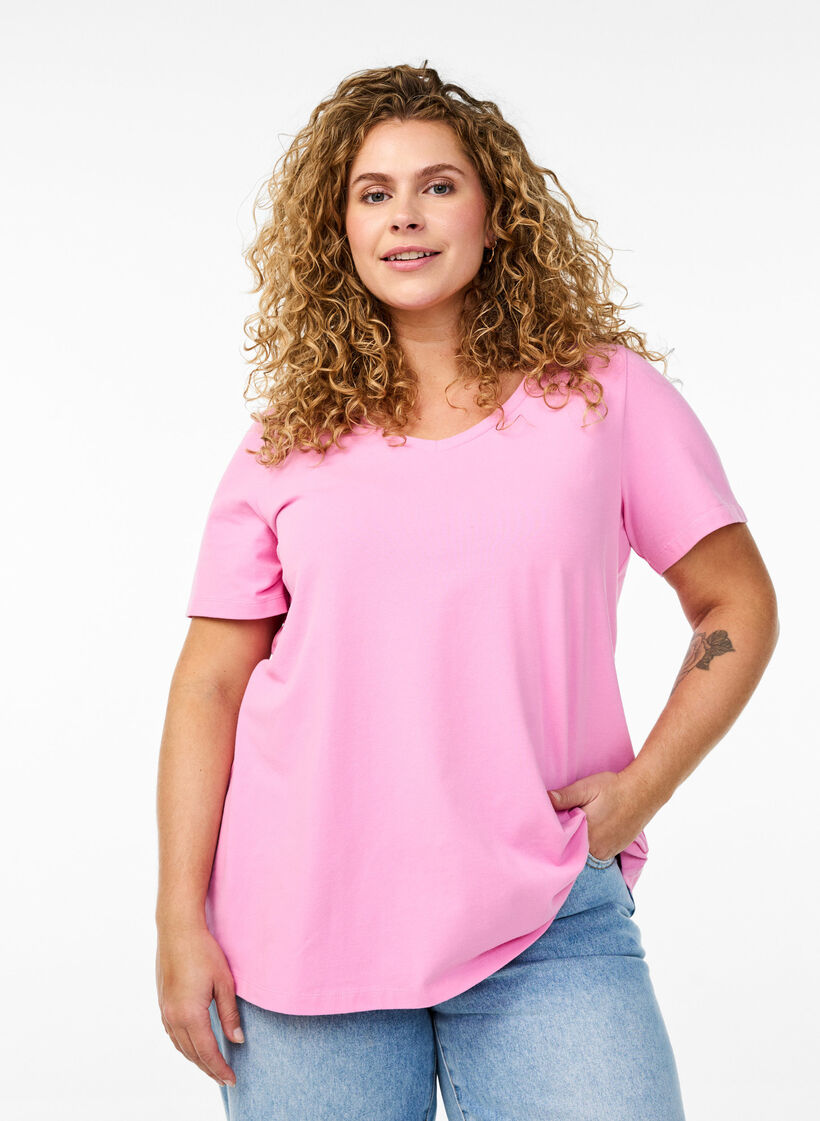Einfarbiges Basic-T-Shirt aus Baumwolle, Pink, Model image number 0