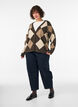 Argyle-Strickjacke mit Strasssteinen, Braun, Model image number 1