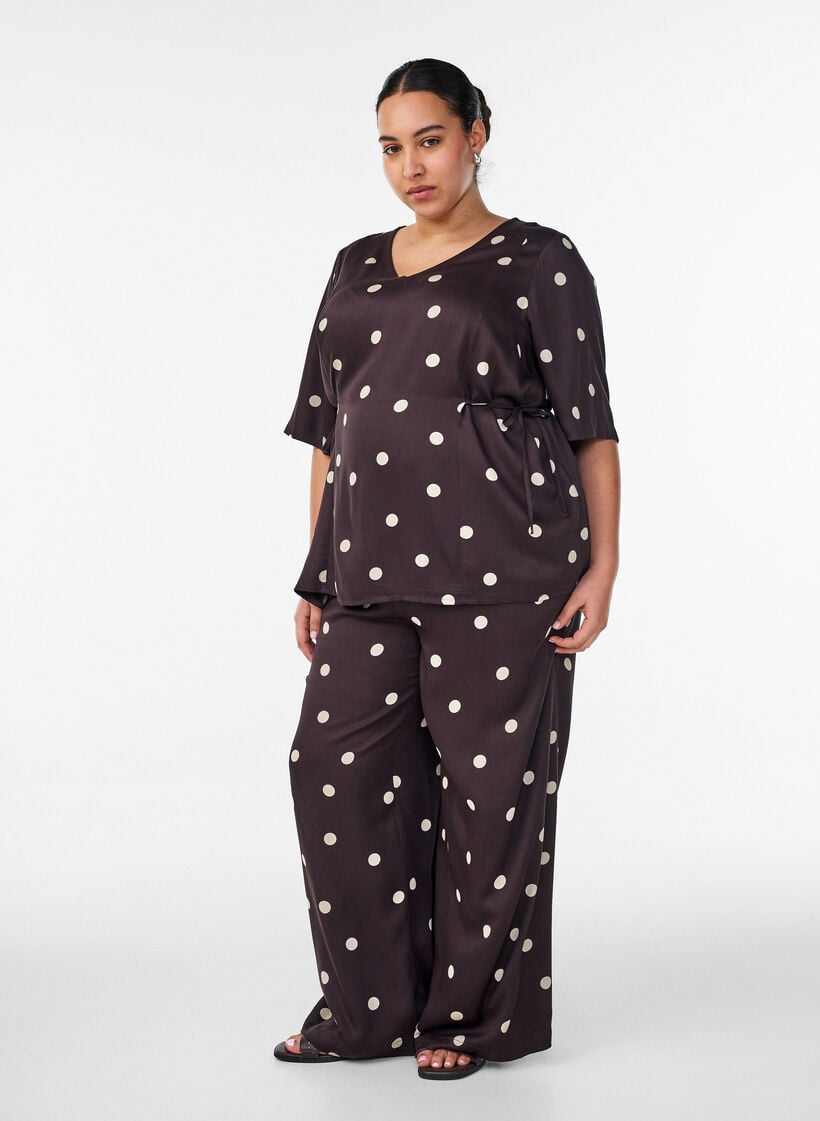 Hose aus Viskose mit Polka Dots und weitem Bein, Braun, Model image number 1