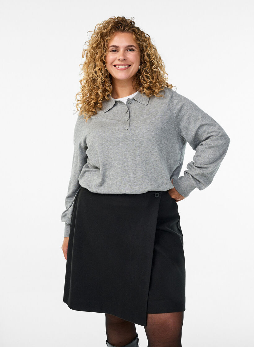 Wickel-Minirock mit Knopfdetails, Schwarz, Model image number 0