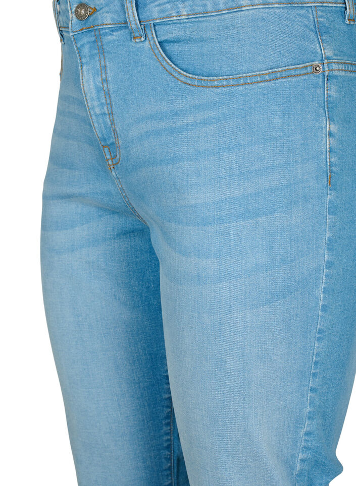 Amy Capri-Hosen mit hoher Taille und Stickerei, Light blue denim, Packshot image number 2