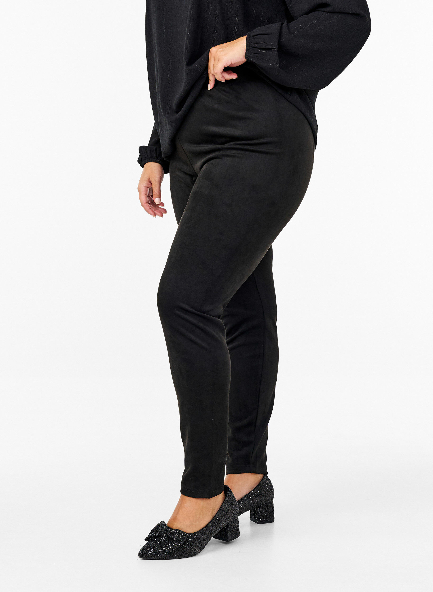 ZizziLeggings aus Veloursleder-Imitat, Black, Model image number 0
