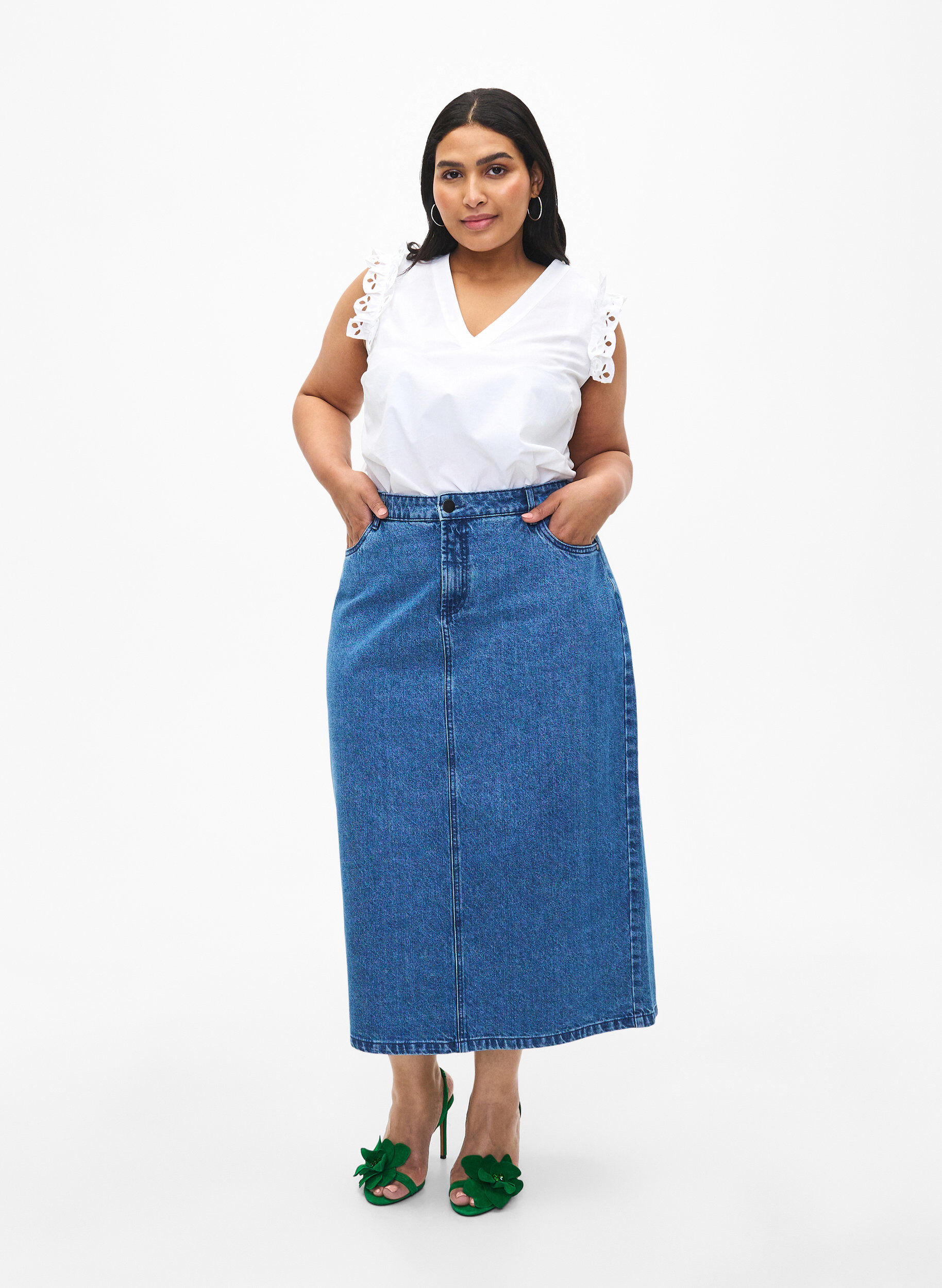 Zizzi&Auml;rmelloses Baumwolltop mit R&uuml;schen, Wei&szlig;, Model image number 1