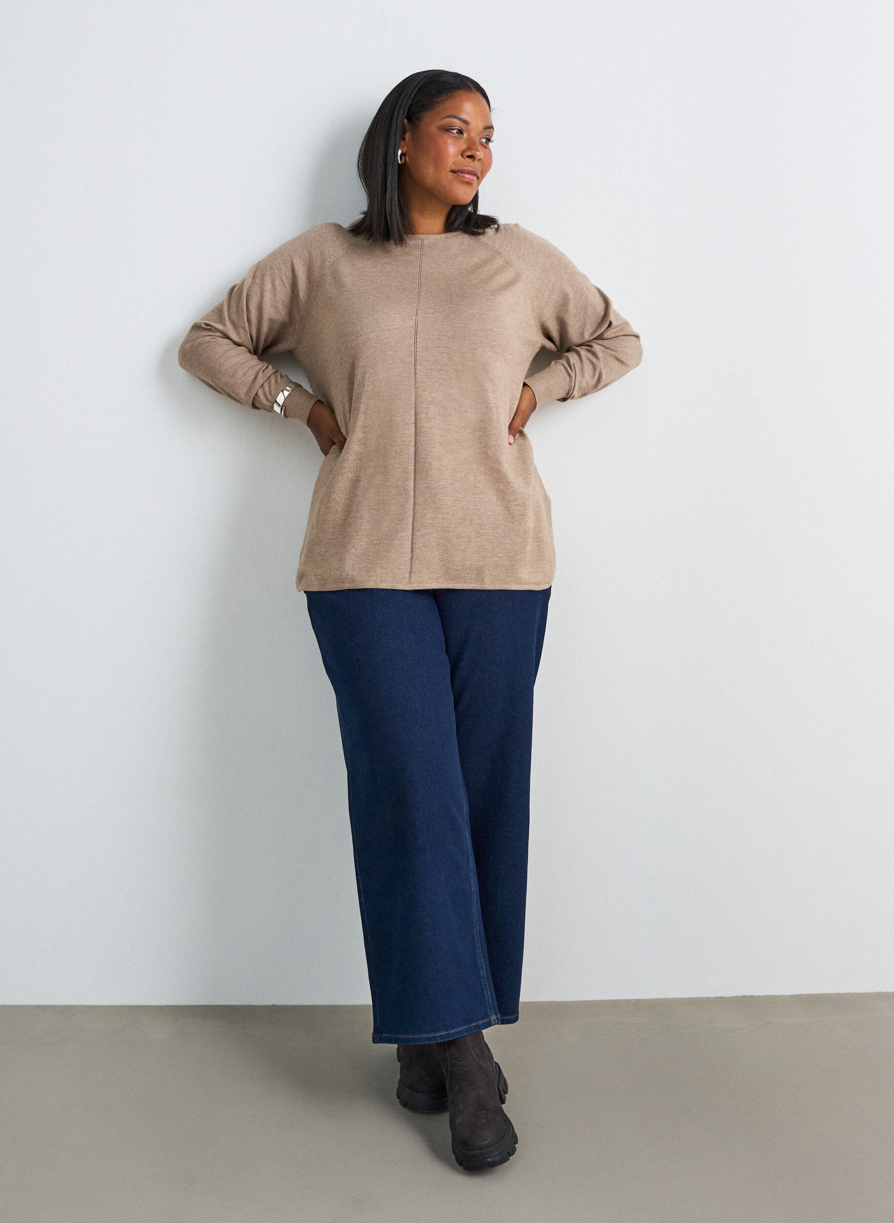 ZizziStrickbluse mit Rundhalsausschnitt und Strickmuster, Beige, Model image number 1