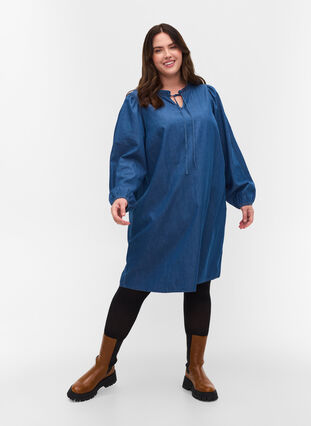 Denimkleid aus Baumwolle mit Bindedetail, Blue denim, Model image number 2