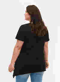 T-Shirt aus Baumwolle mit kurzen Ärmeln, Black LOVE, Model