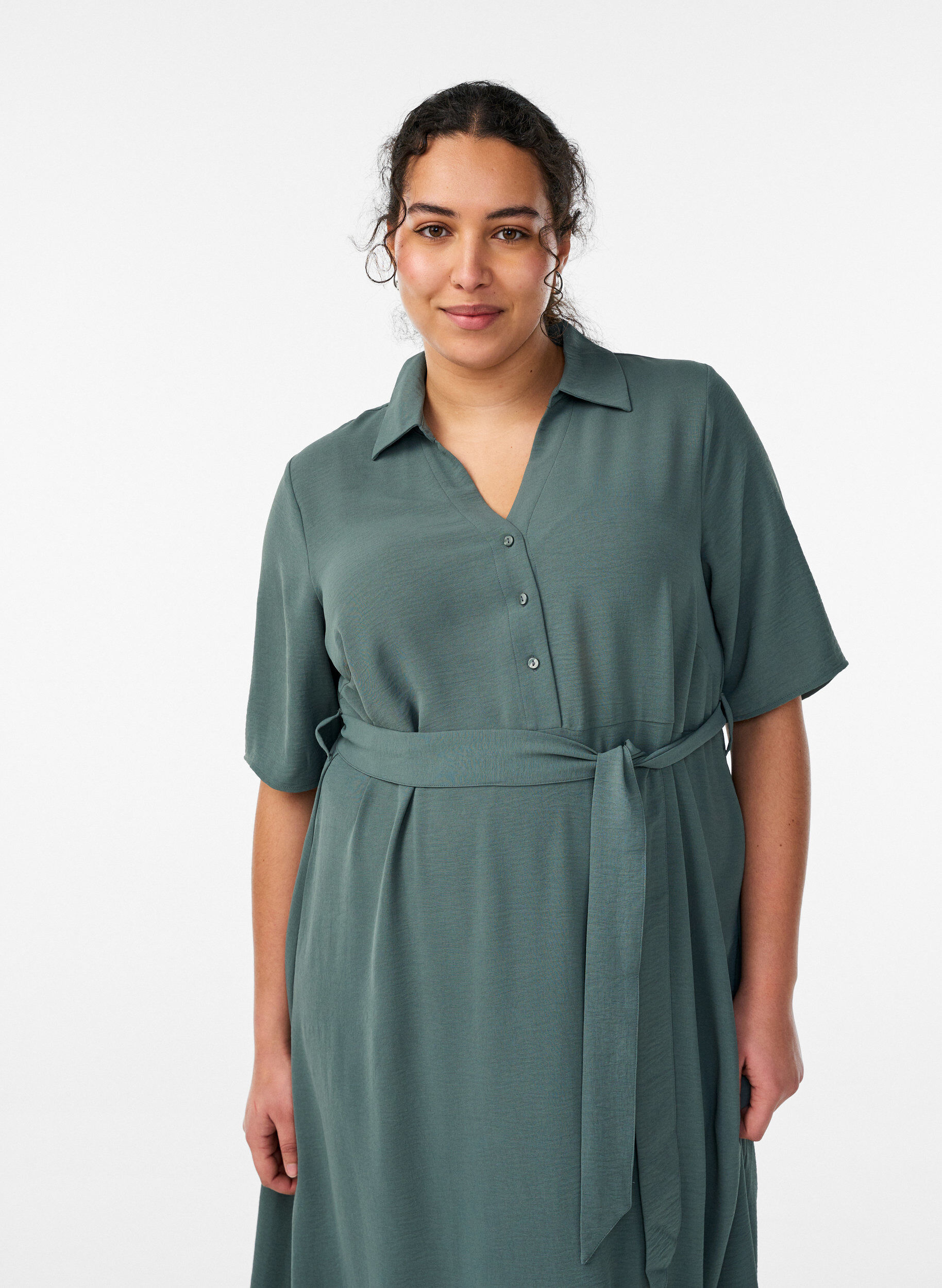 ZizziMidi Hemdblusenkleid mit Bindeg&uuml;rtel, Gr&uuml;n, Model image number 2