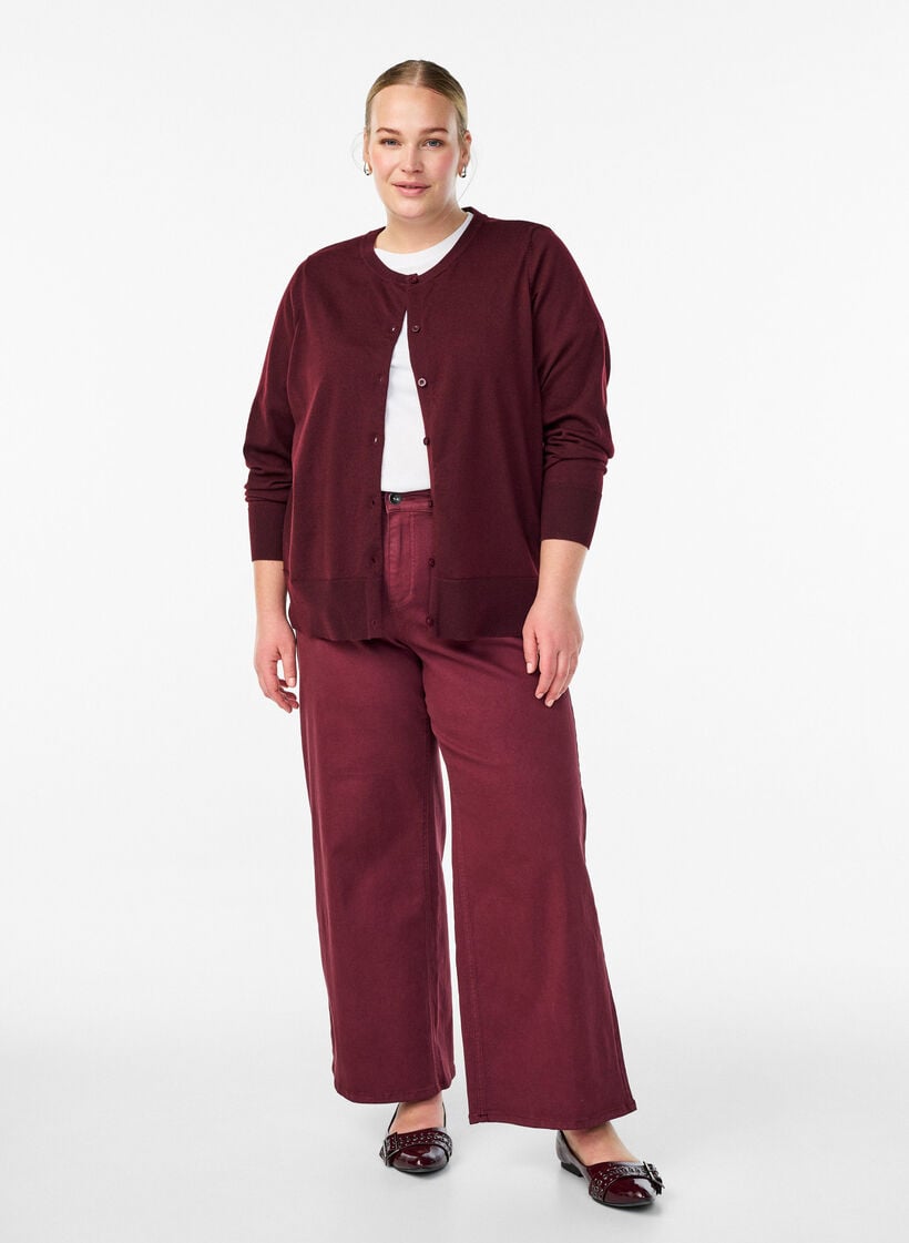 Feinstrick-Strickjacke mit Rundhalsausschnitt, Rot, Model image number 1