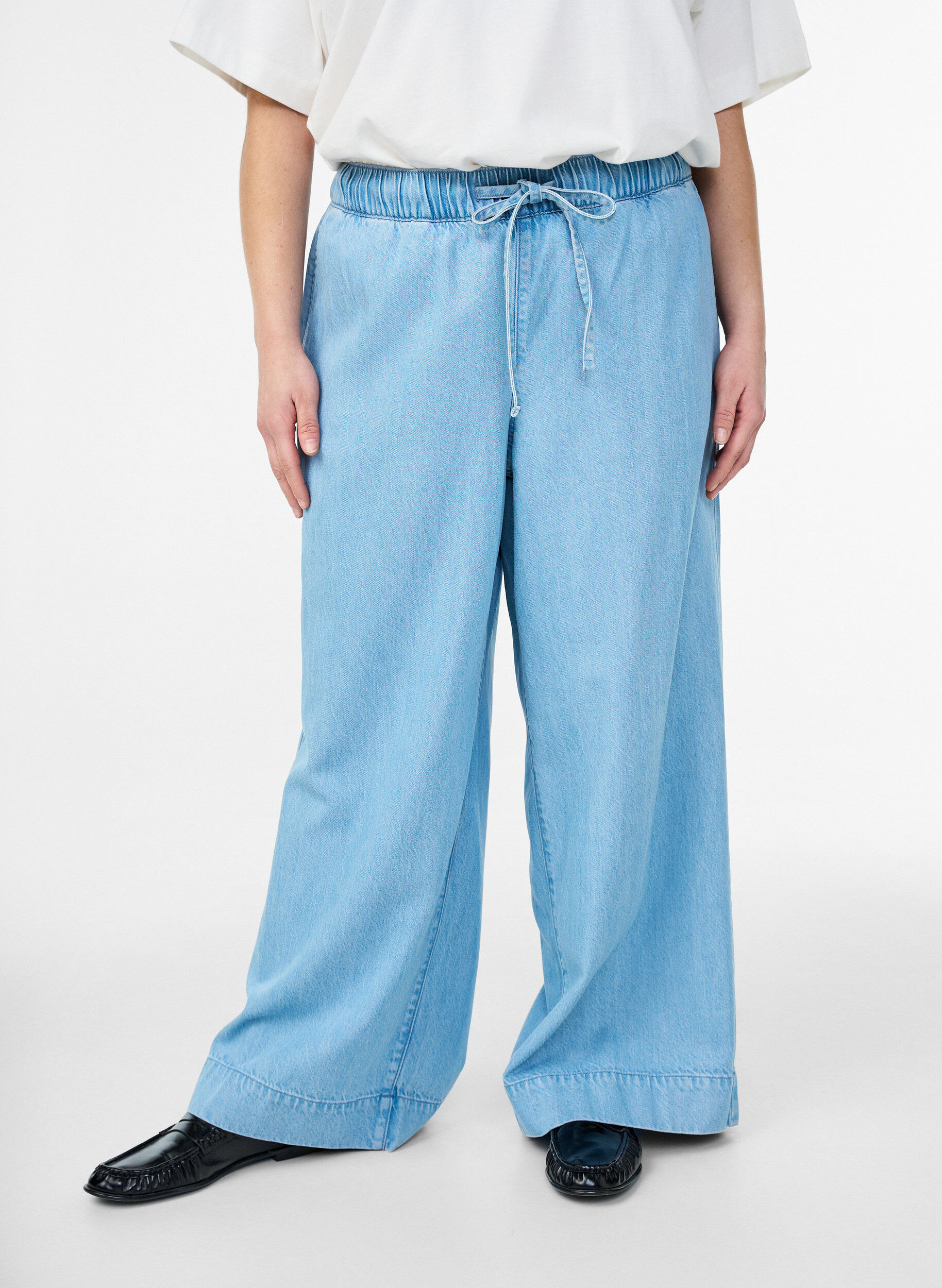 ZizziJoggers aus Denim mit weitem Bein und hoher Taille, Blau, Model image number 2