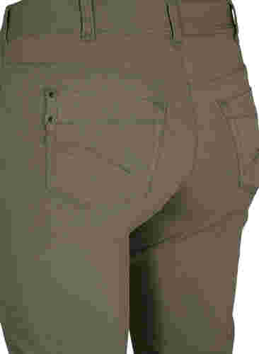 Eng anliegende Capri-Hose aus einer Viskosemischung, Dusty Olive, Packshot image number 3