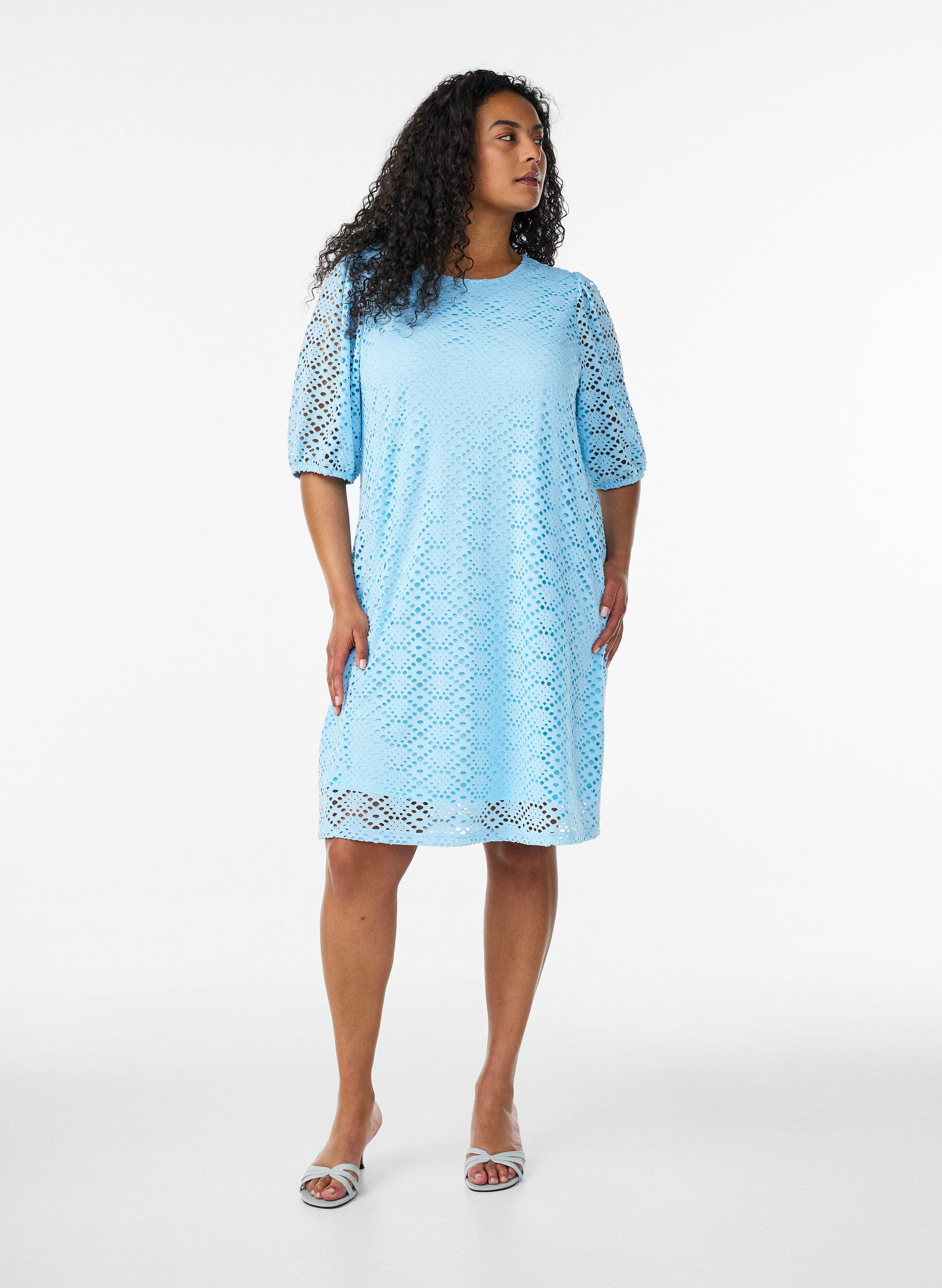 ZizziKnee-length dress with eyelet pattern and short sleeves, Light Blue, Model image number 1