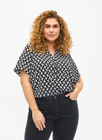 Bluse mit kurzen Ärmeln und V-Ausschnitt , Black Graphic AOP, Model