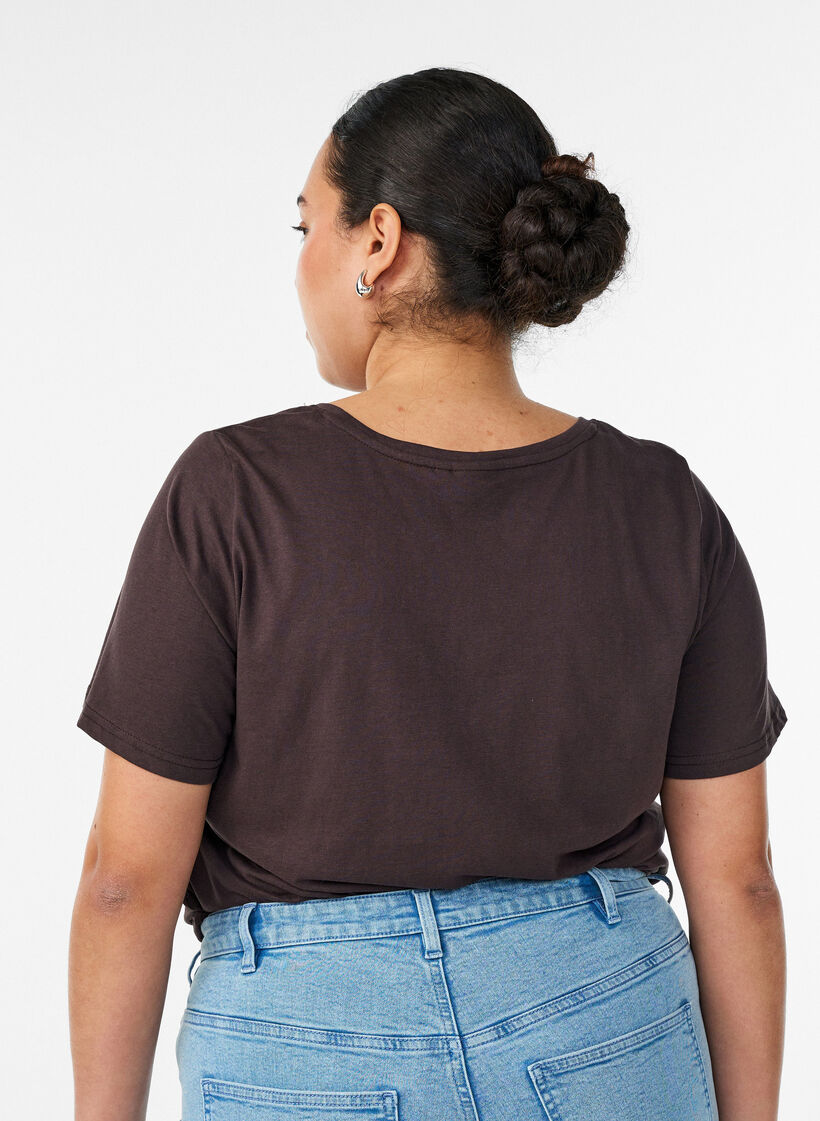 T-Shirt mit Print, Braun, Model image number 2
