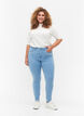 Super Slim Amy Jeans mit hoher Taille, Ex Lt Blue, Model image number 0