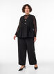 &Auml;rmellose Sch&ouml;&szlig;chenbluse mit dekorativen Kn&ouml;pfen, Schwarz, Model image number 1
