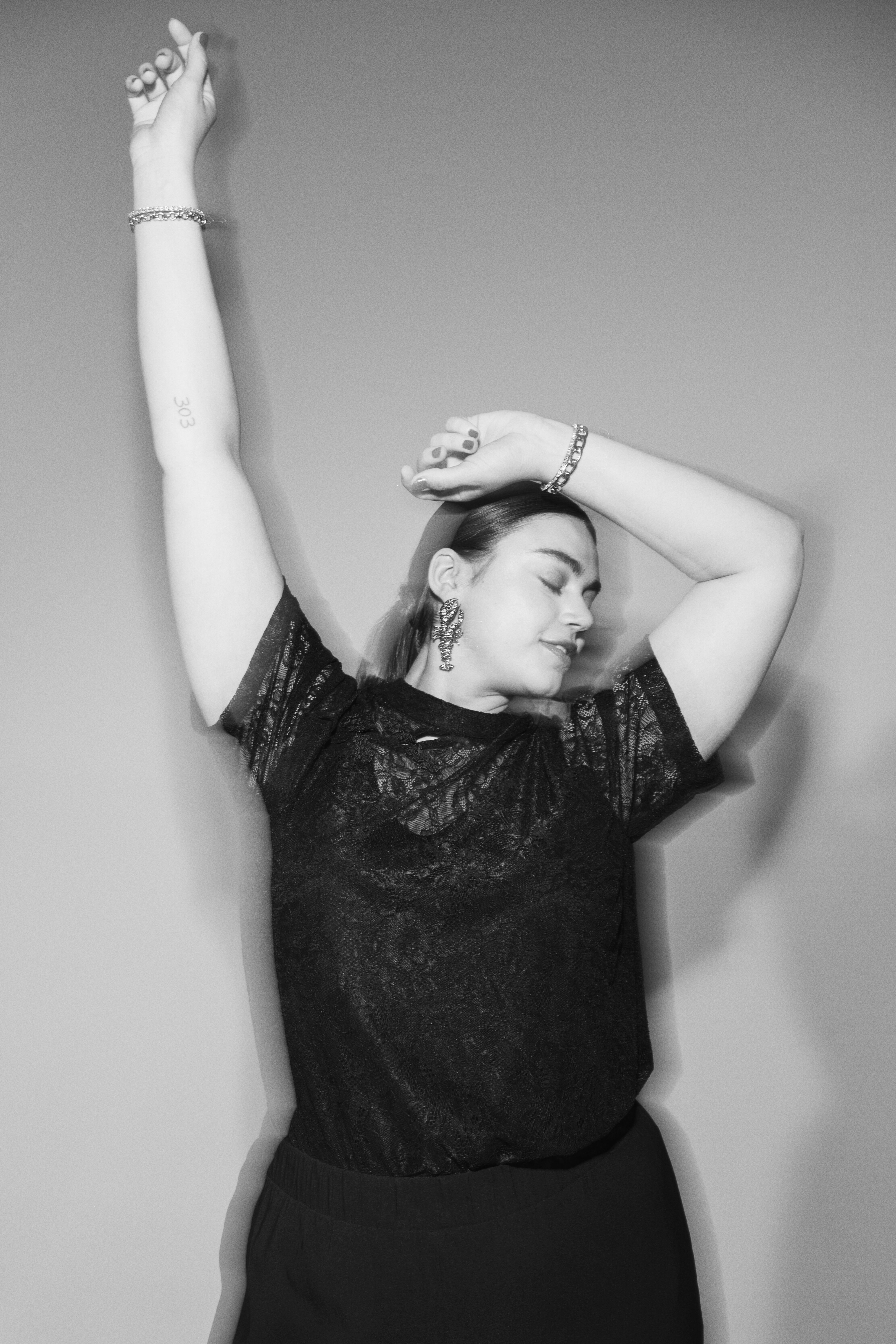 ZizziBlusenbluse mit Details, , Model