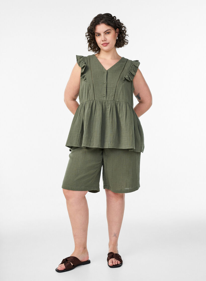 &Auml;rmellose Bluse aus Baumwoll-Musselin mit R&uuml;schen, Gr&uuml;n, Model image number 1