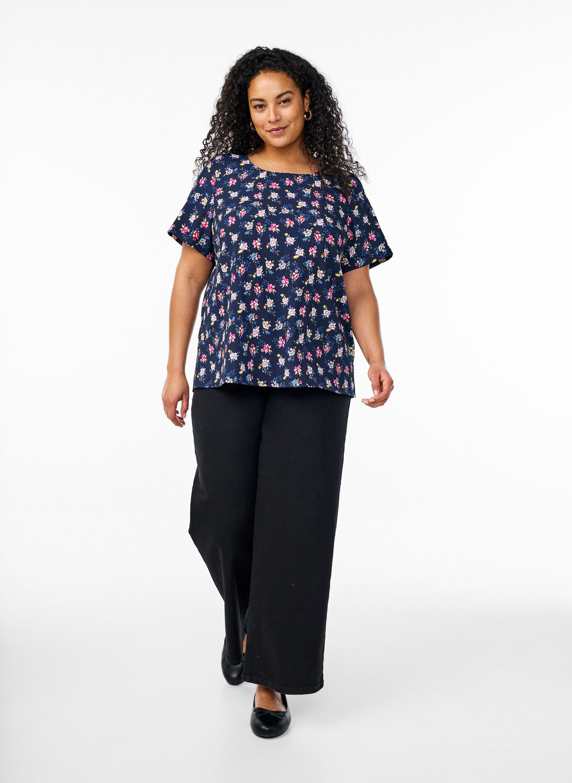 ZizziBluse mit Struktur und kurzen &Auml;rmeln, Blau, Model image number 1