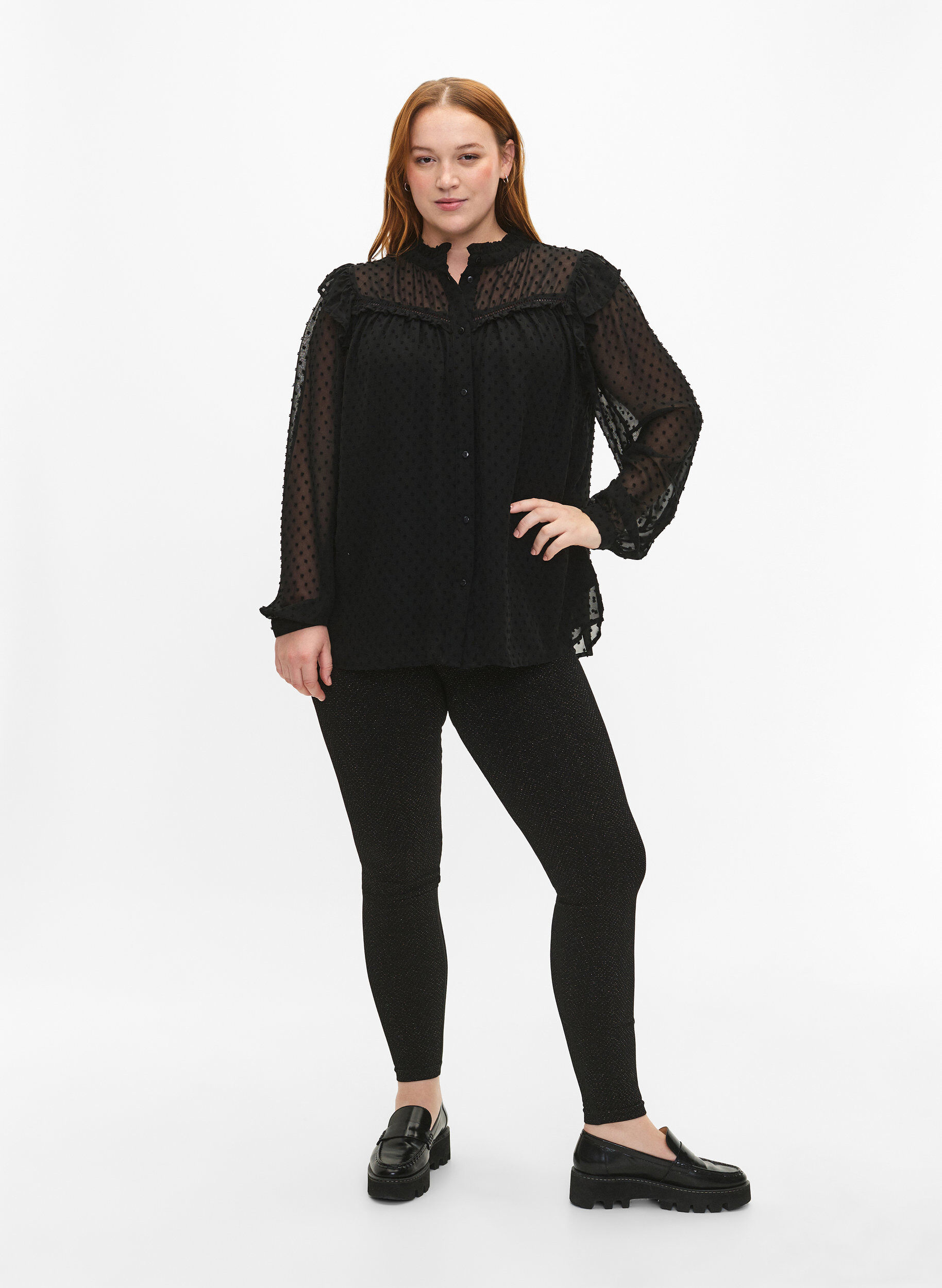 ZizziNahtlose Glitzer-Leggings, Black Gold Lurex, Model image number 3