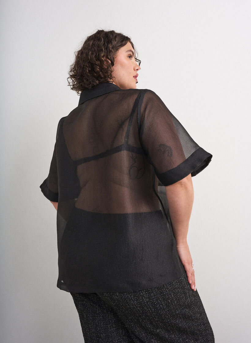 Transparente kurz&auml;rmelige Bluse mit Brusttaschen, Schwarz, Model image number 2