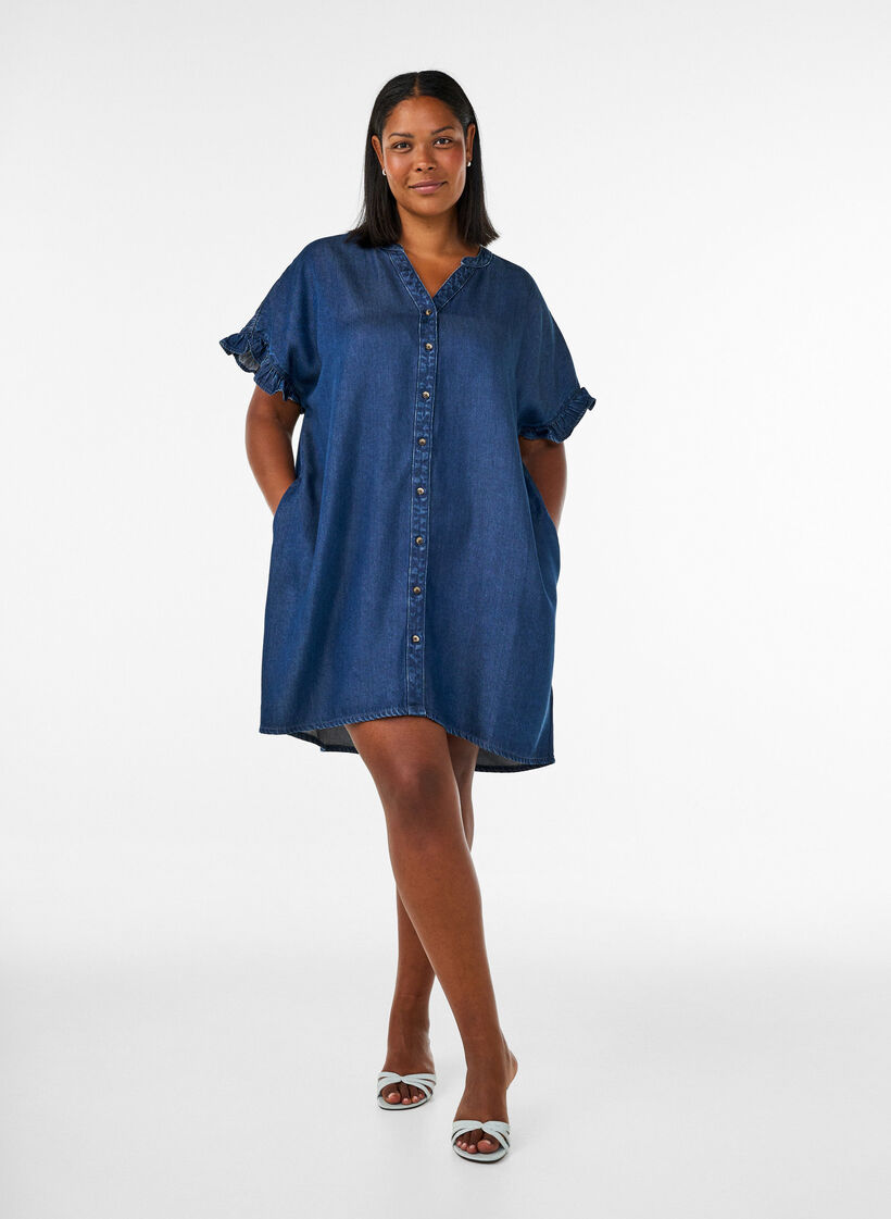 Kleid in Denim-Optik mit Knopfleiste und R&uuml;schen&auml;rmeln, Blau, Model image number 1