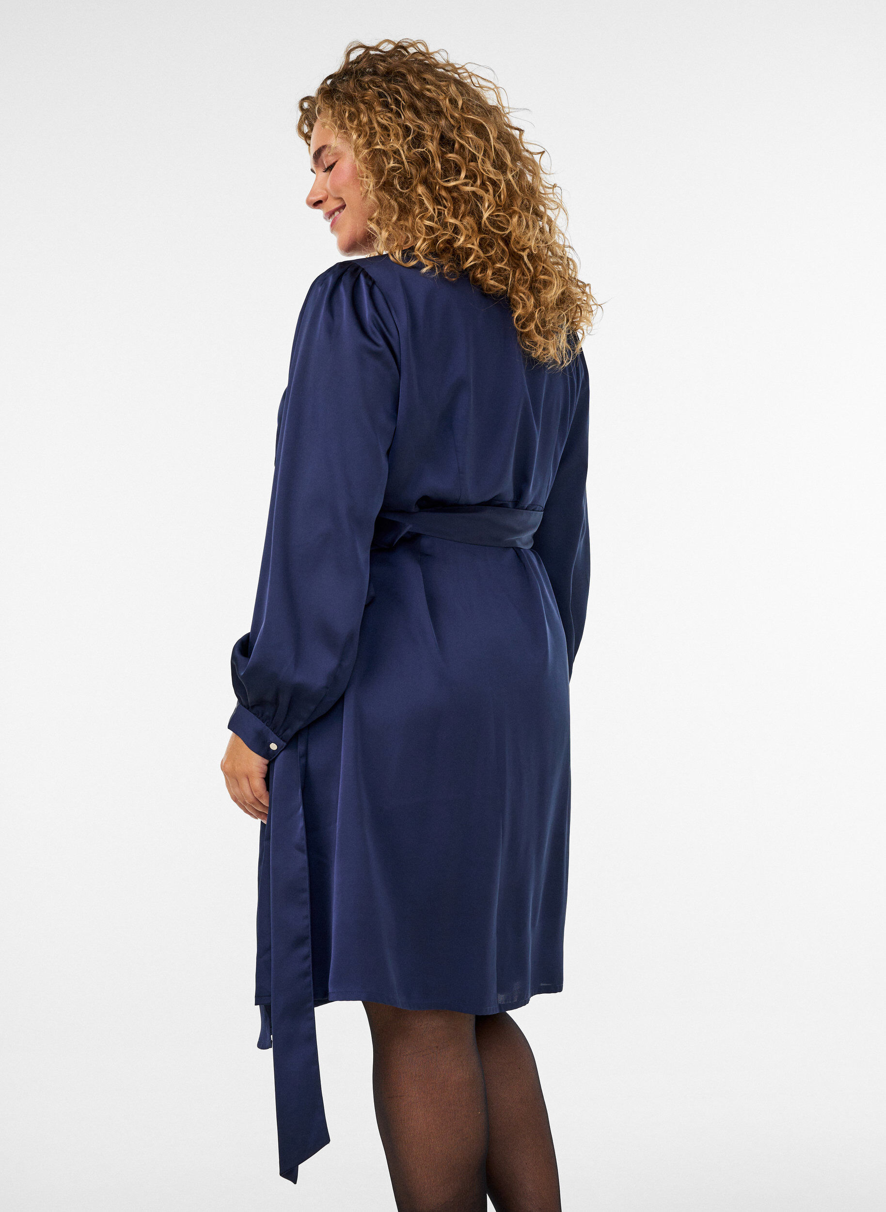 ZizziKurzes Satinkleid im Wickeldesign, Blau, Model image number 2