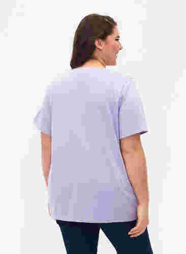 FLASH - T-Shirt mit Rundhalsausschnitt, Lavender, Model image number 1