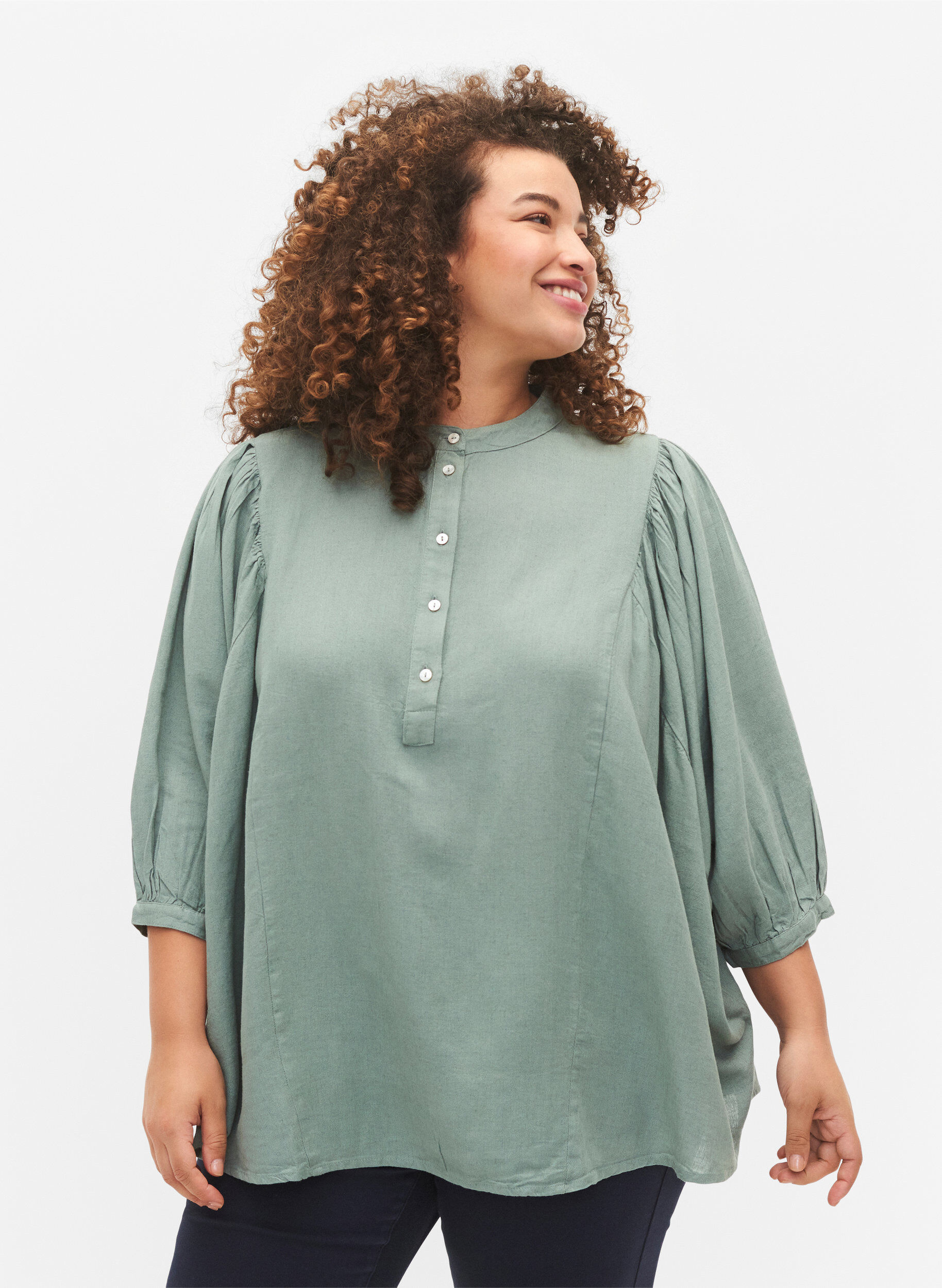 ZizziViskose-Leinen-Mix-Shirt-Bluse mit 3/4-&Auml;rmeln, Chinois Green, Model image number 0