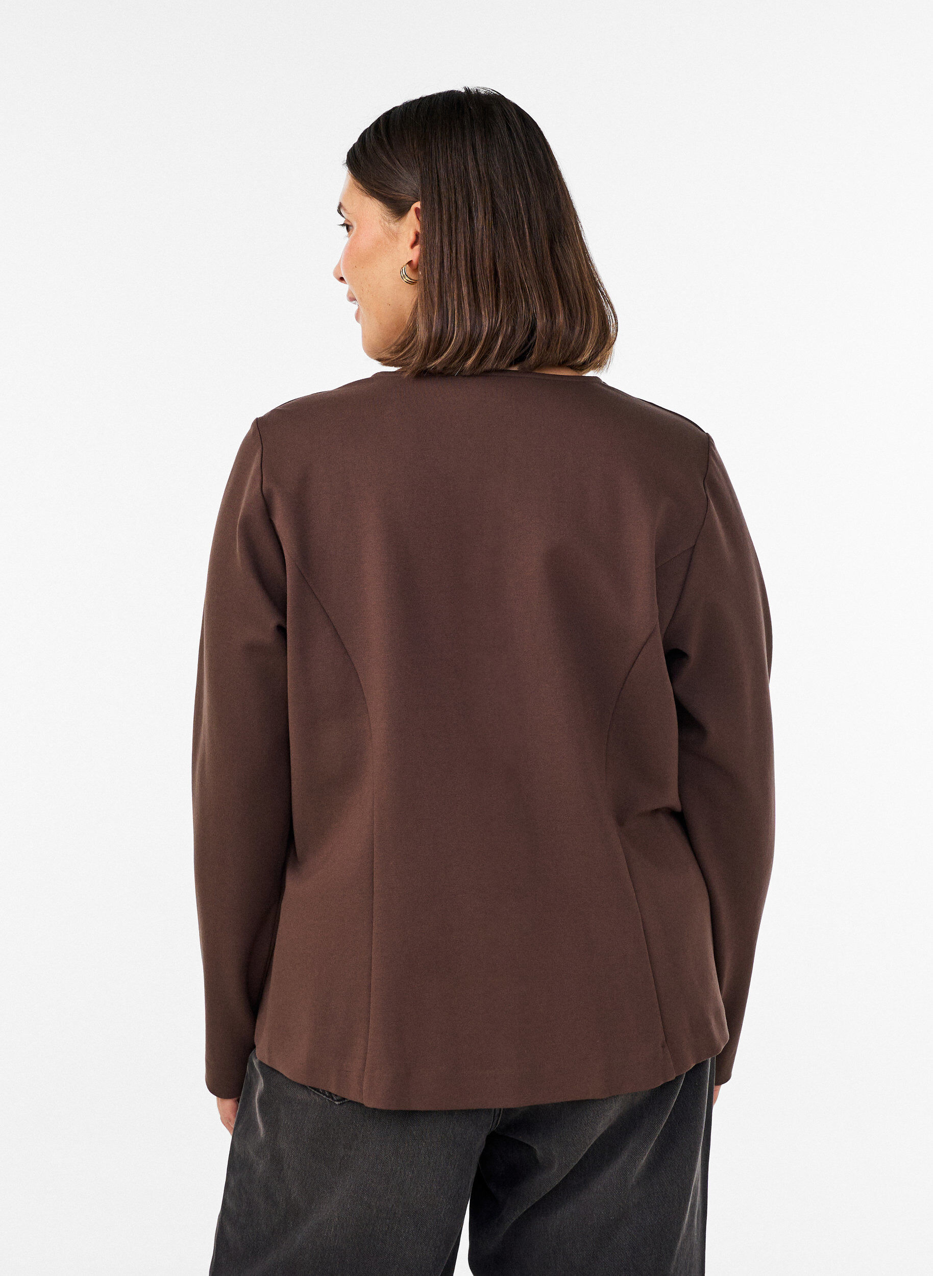 ZizziFigurbetonter Cardigan aus Jersey mit dekorativen Kn&ouml;pfen, Braun, Model image number 2