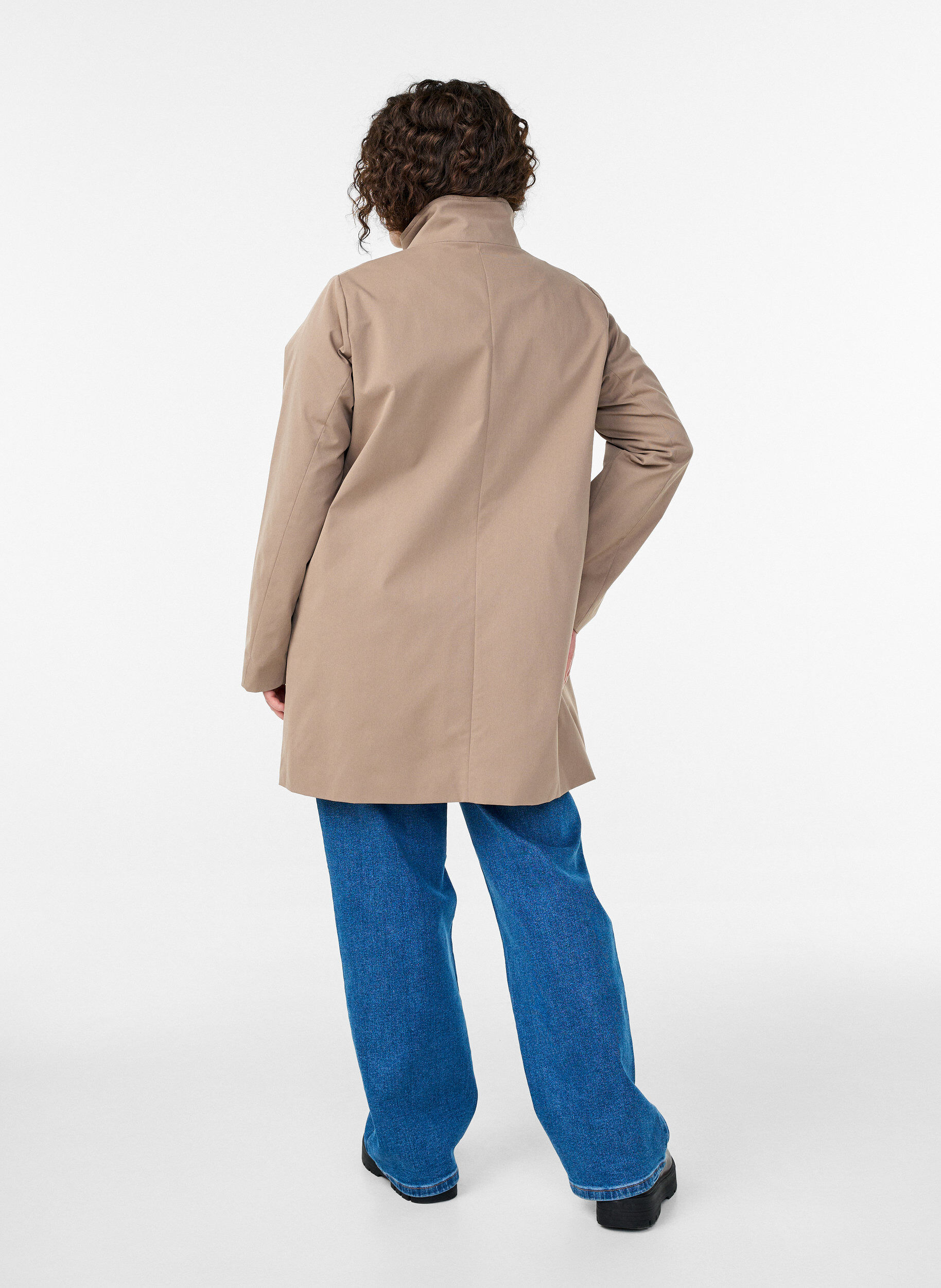 ZizziFr&uuml;hlingsjacke aus wasserabweisendem Material mit A-Linie, Grau, Model image number 2