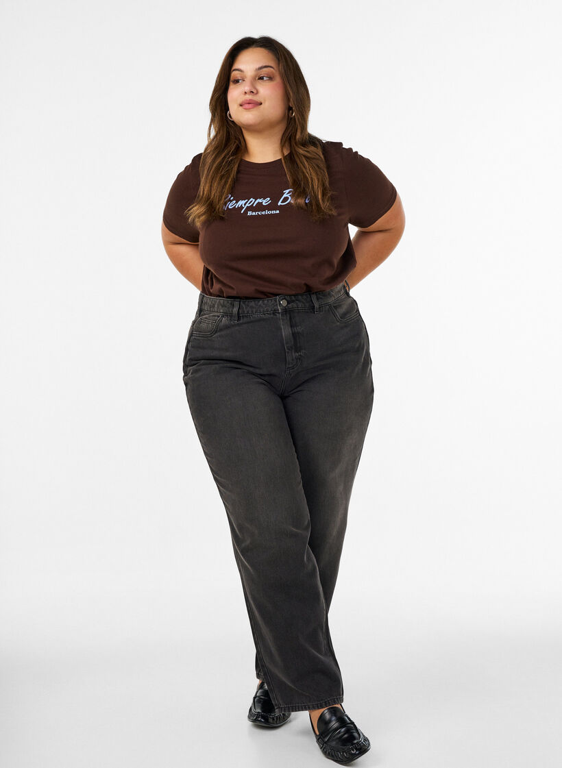 T-Shirt aus Bio-Baumwolle mit Print, Braun, Model image number 1