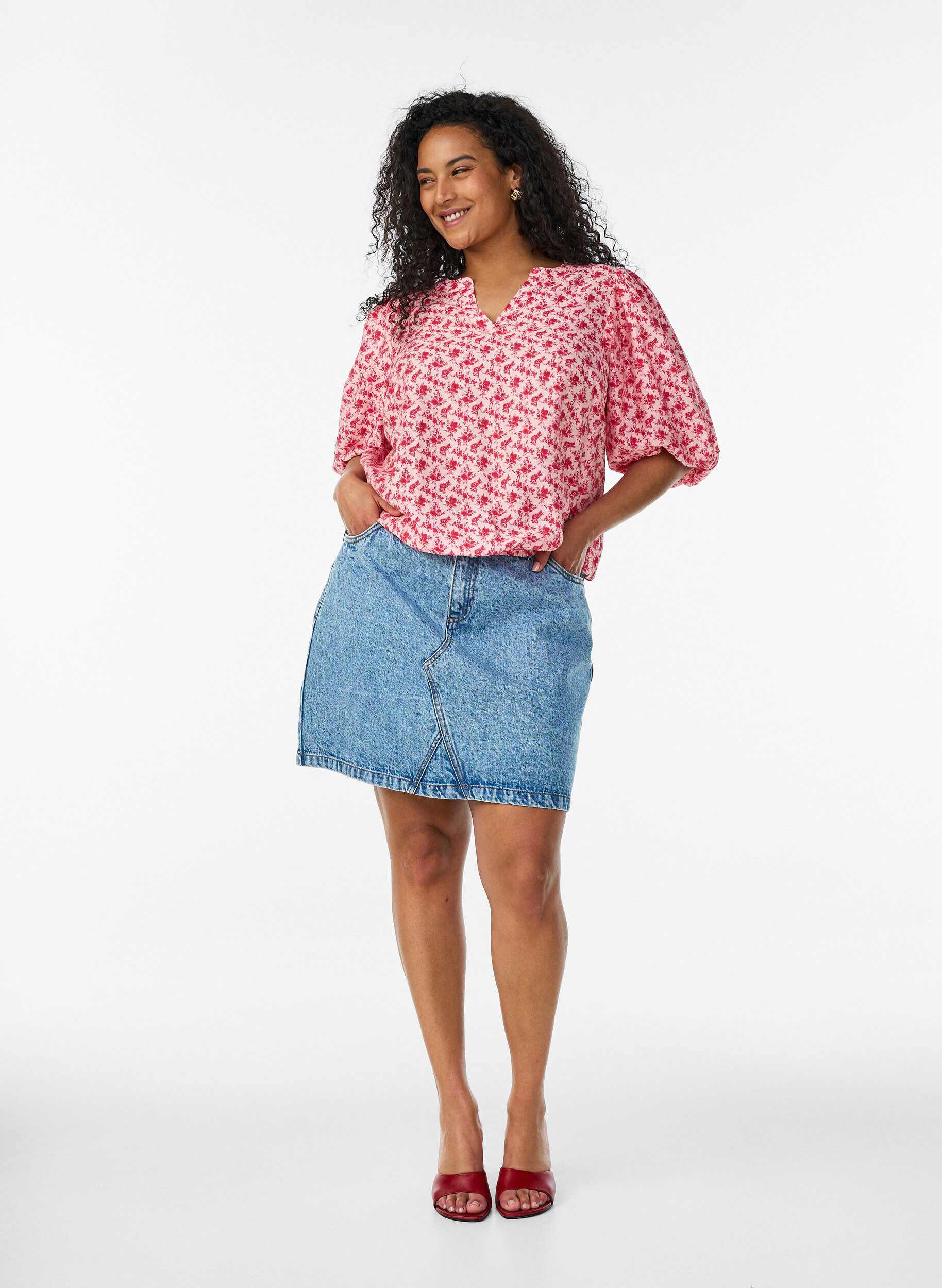 ZizziGebl&uuml;mte Bluse aus Viskose mit Ballon&auml;rmeln, Rot, Model image number 1