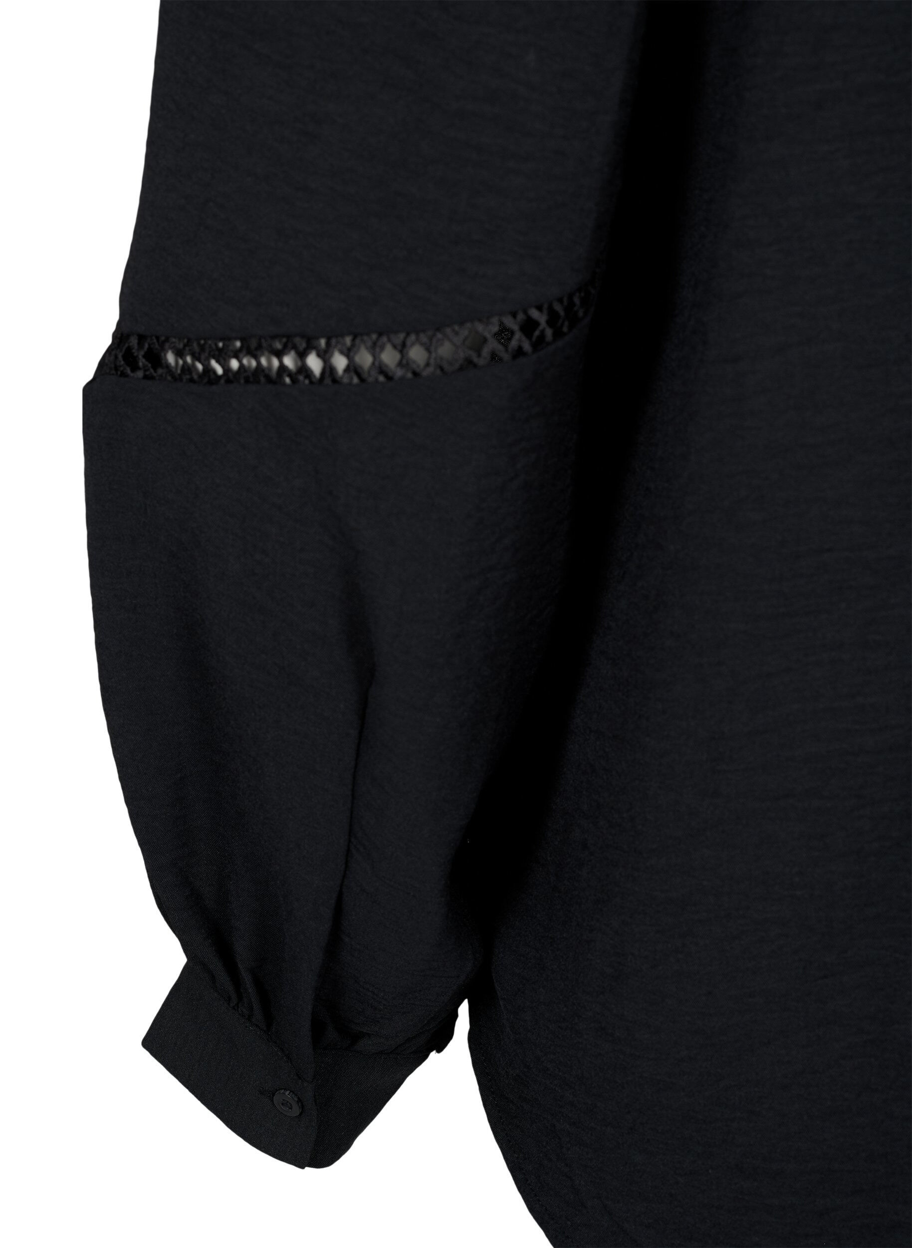 Zizzi Hemdbluse mit geh&auml;kelten Verzierungen, Black, Packshot image number 4