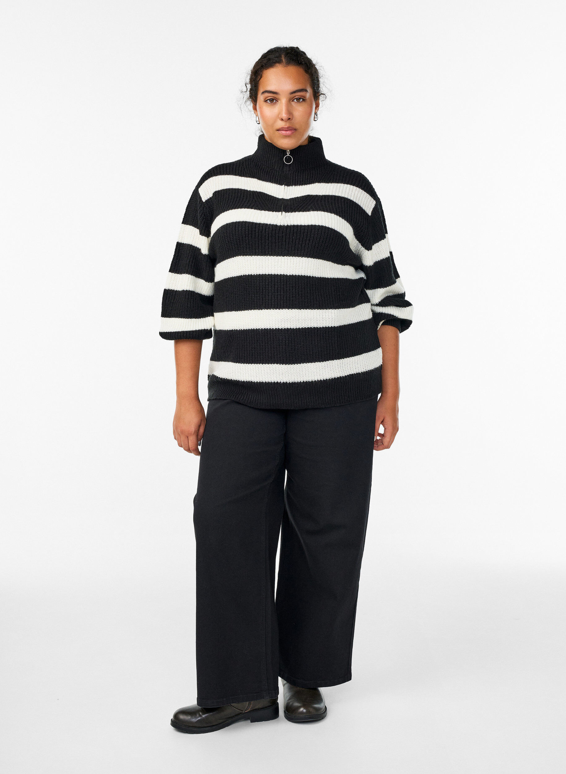 ZizziStrickpullover mit hohem Kragen und Rei&szlig;verschluss, Schwarz, Model image number 1