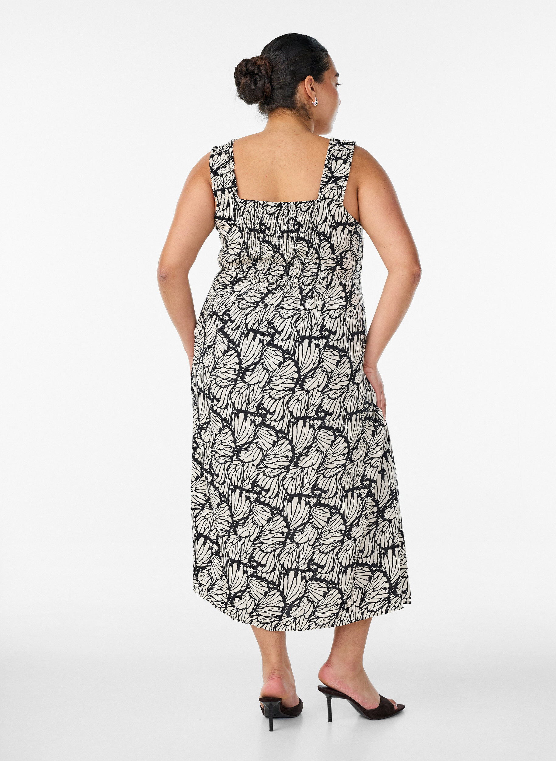 ZizziSommerkleid mit breiten Tr&auml;gern, Schwarz, Model image number 1