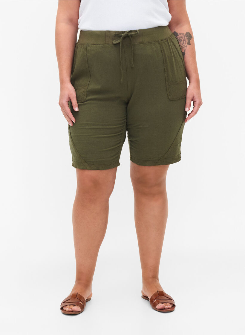 Lockere Shorts aus Baumwolle mit Taschen, Gr&uuml;n, Model image number 4