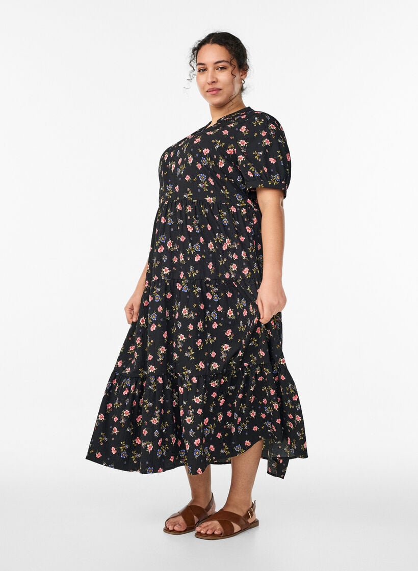 Kn&ouml;chellanges Kleid mit kurzen &Auml;rmeln und gestuften Volants, Schwarz, Model image number 0