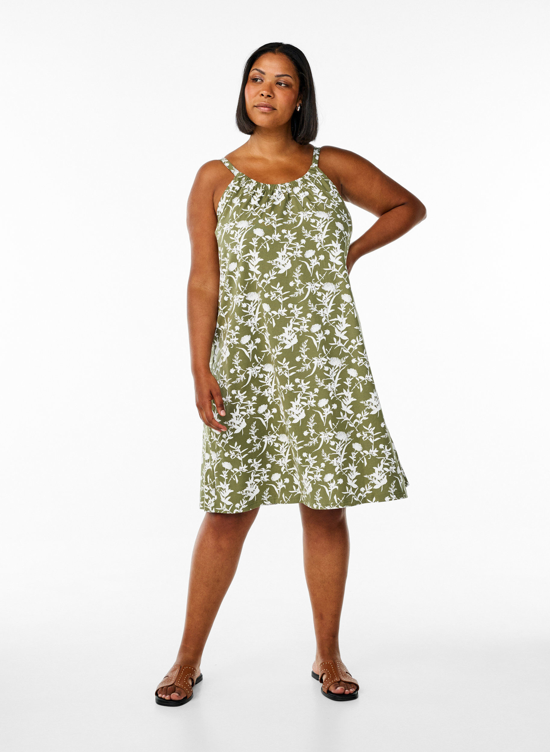 ZizziMidi-Tr&auml;gerkleid aus Bio-Baumwolle, Gr&uuml;n, Model image number 1