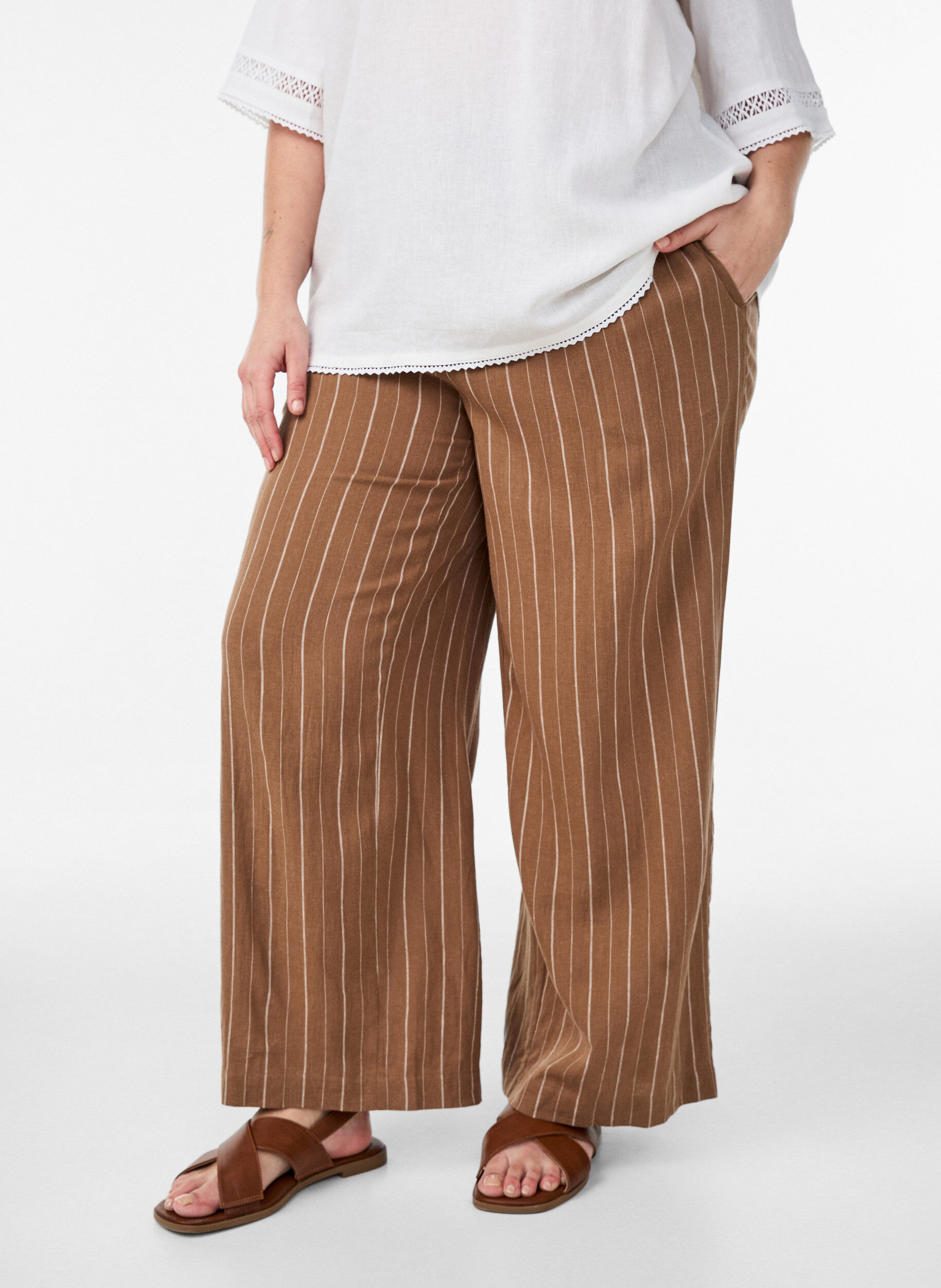 ZizziHose aus Leinen und Viskose mit weitem Bein, Braun, Model image number 2