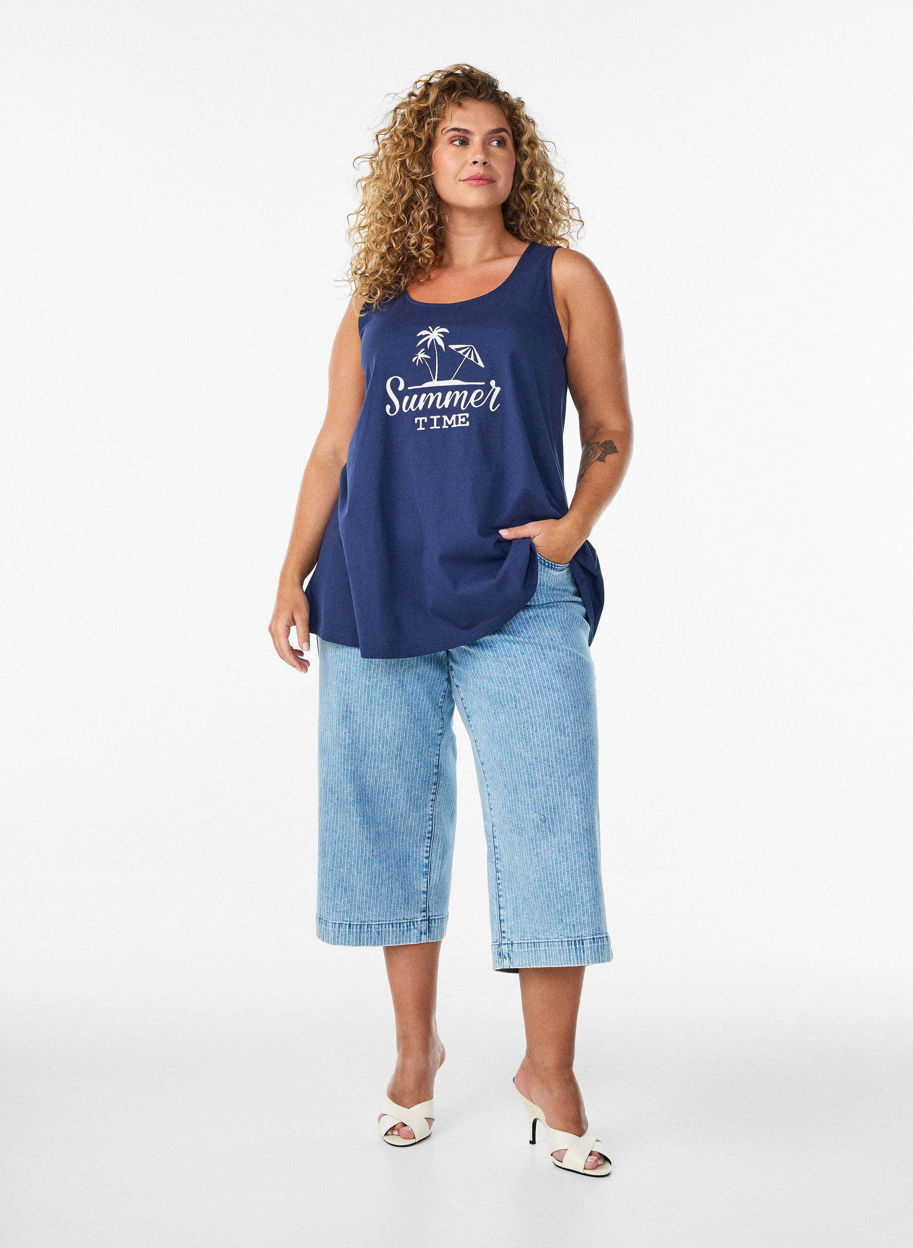 ZizziTop aus Baumwolle mit A-Linie, Blau, Model image number 1