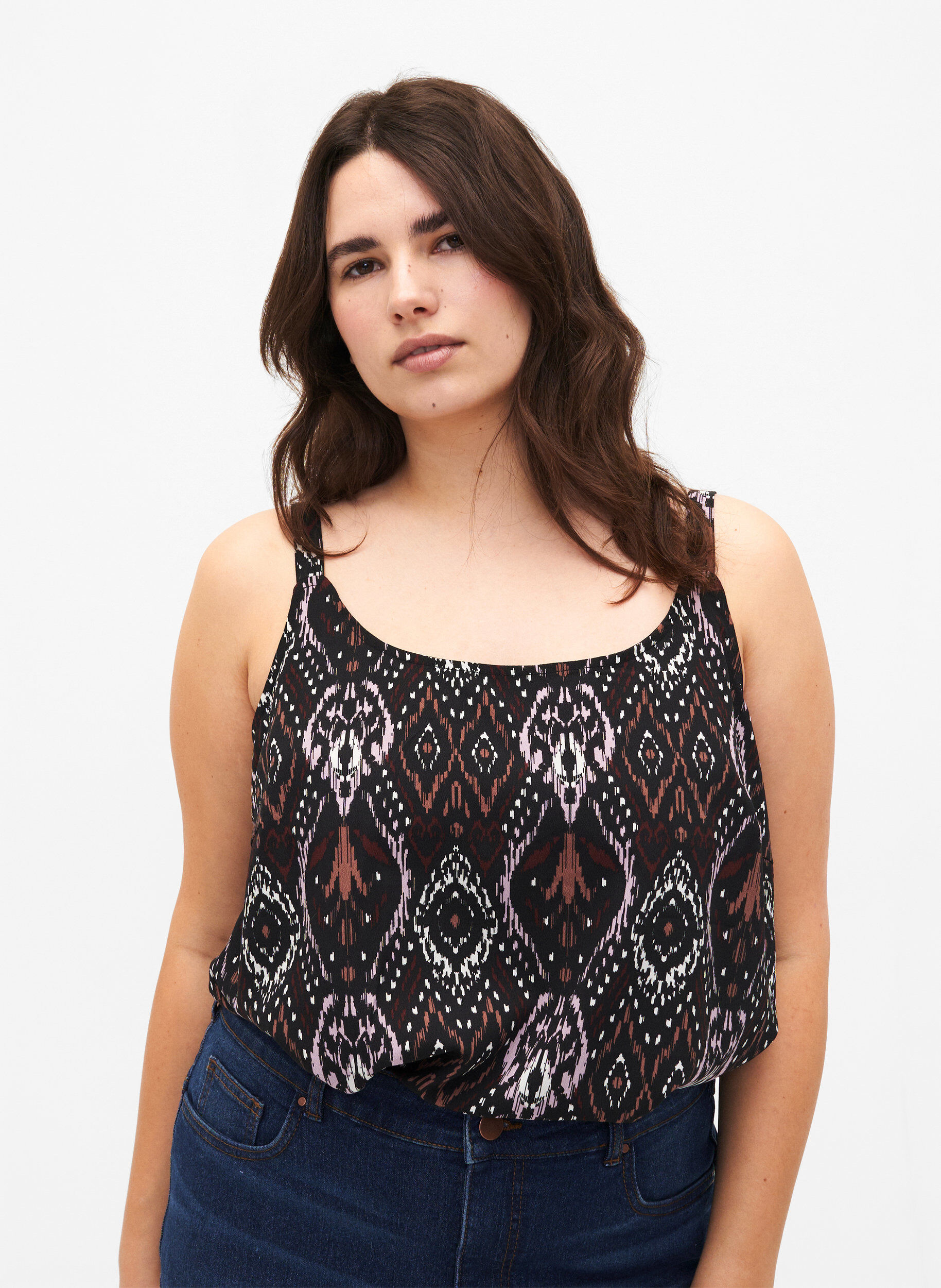 ZizziFLASH - Top mit Print, Black Rose Ethnic, Model image number 0