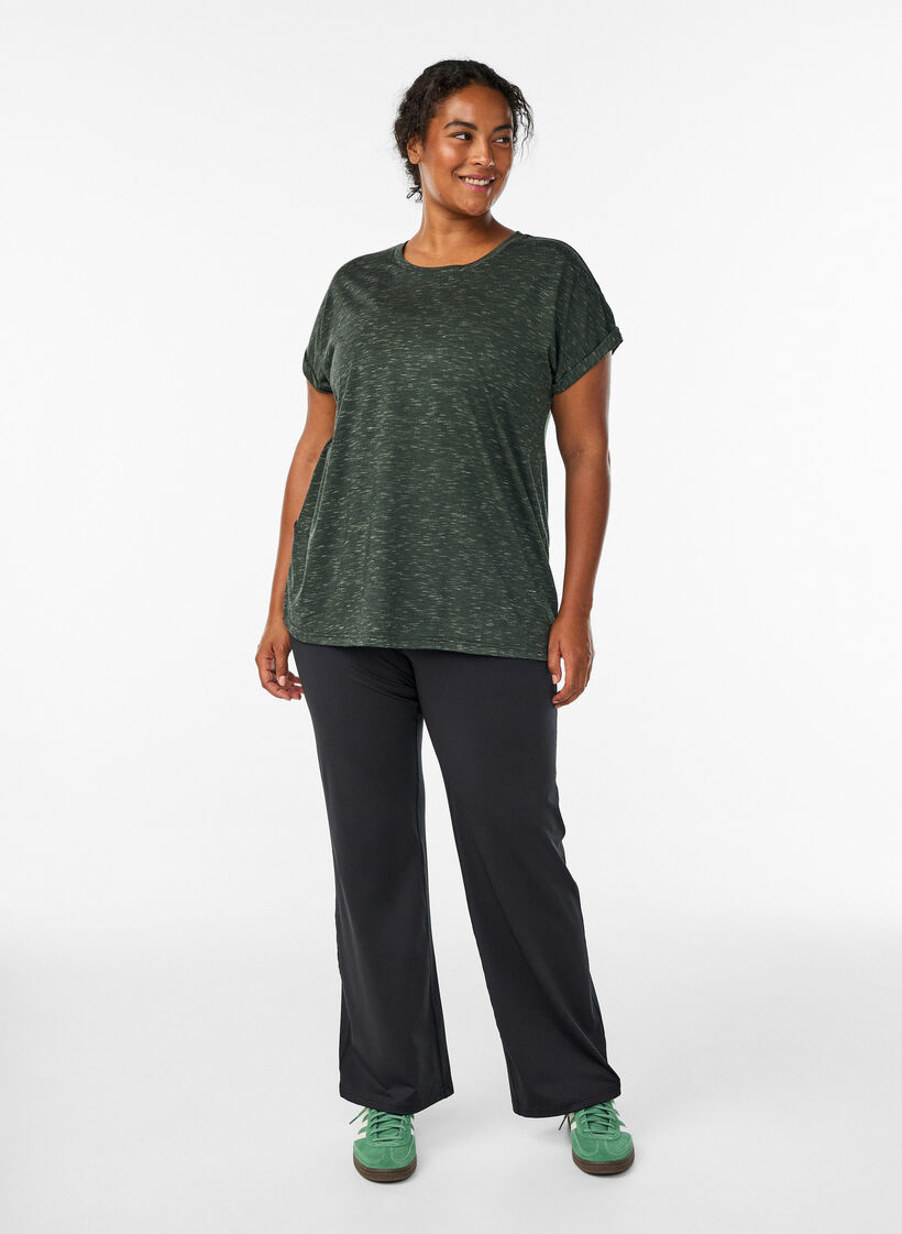 Lockeres Trainingstop mit kurzen &Auml;rmeln, Gr&uuml;n, Model image number 1