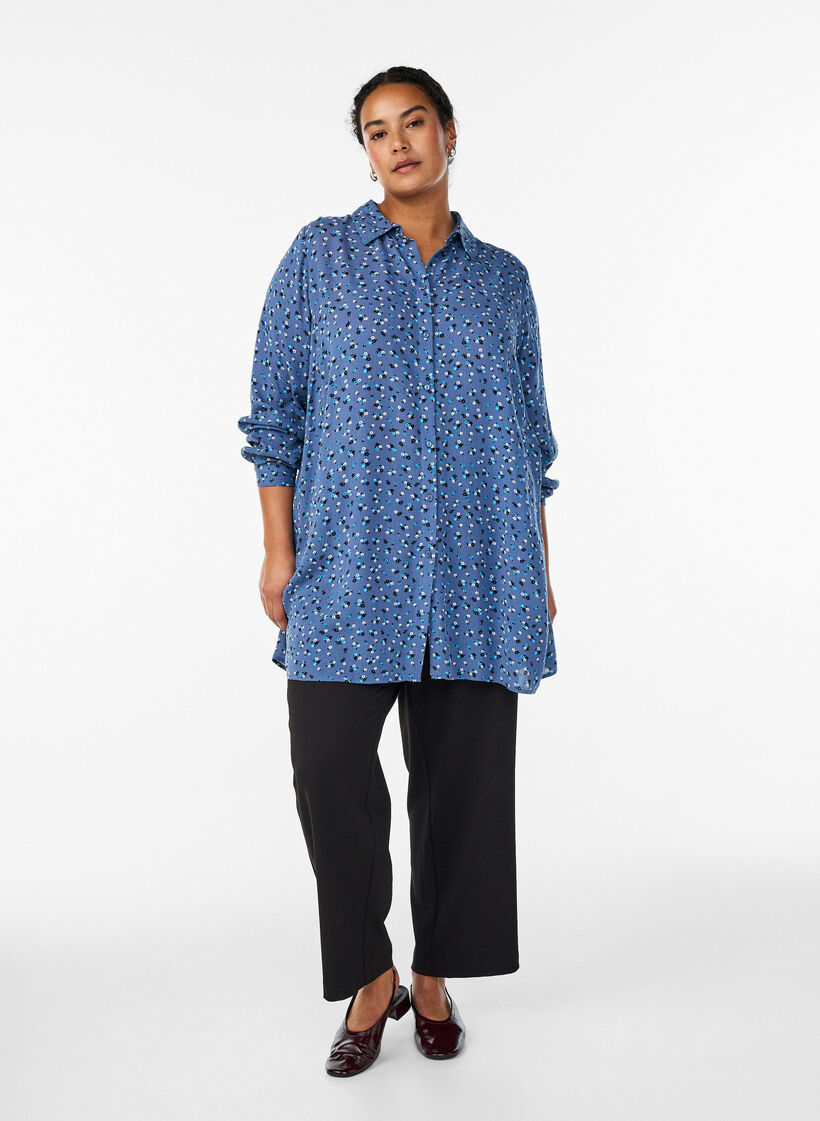 Lange Bluse mit gebl&uuml;mtem Print, Blau, Model image number 1